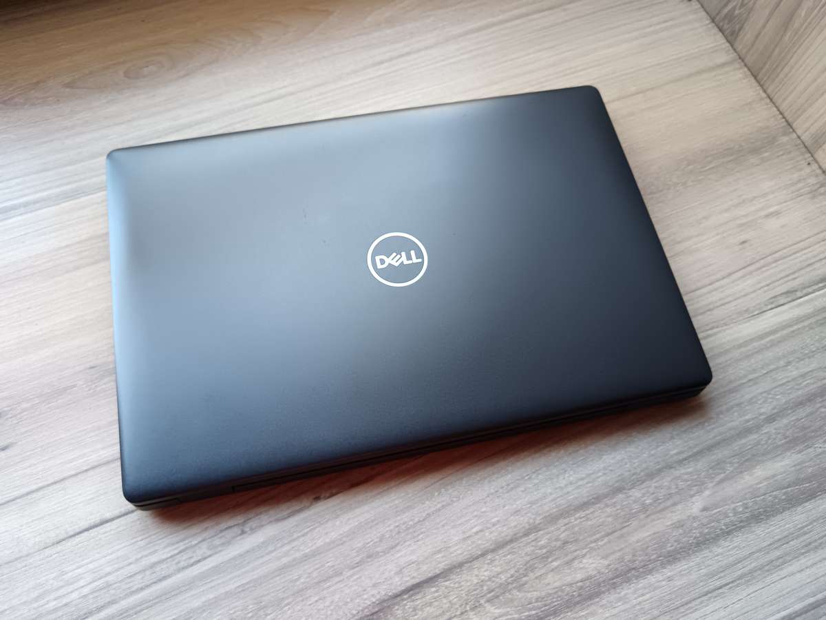 Dell Latitude 5400 Intel Core i5 + Free Laptop Bag
