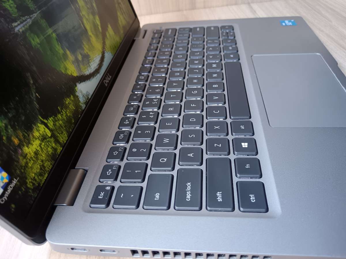 Dell Latitude 5420 Intel Core I5 11th Gen + Free Laptop Bag