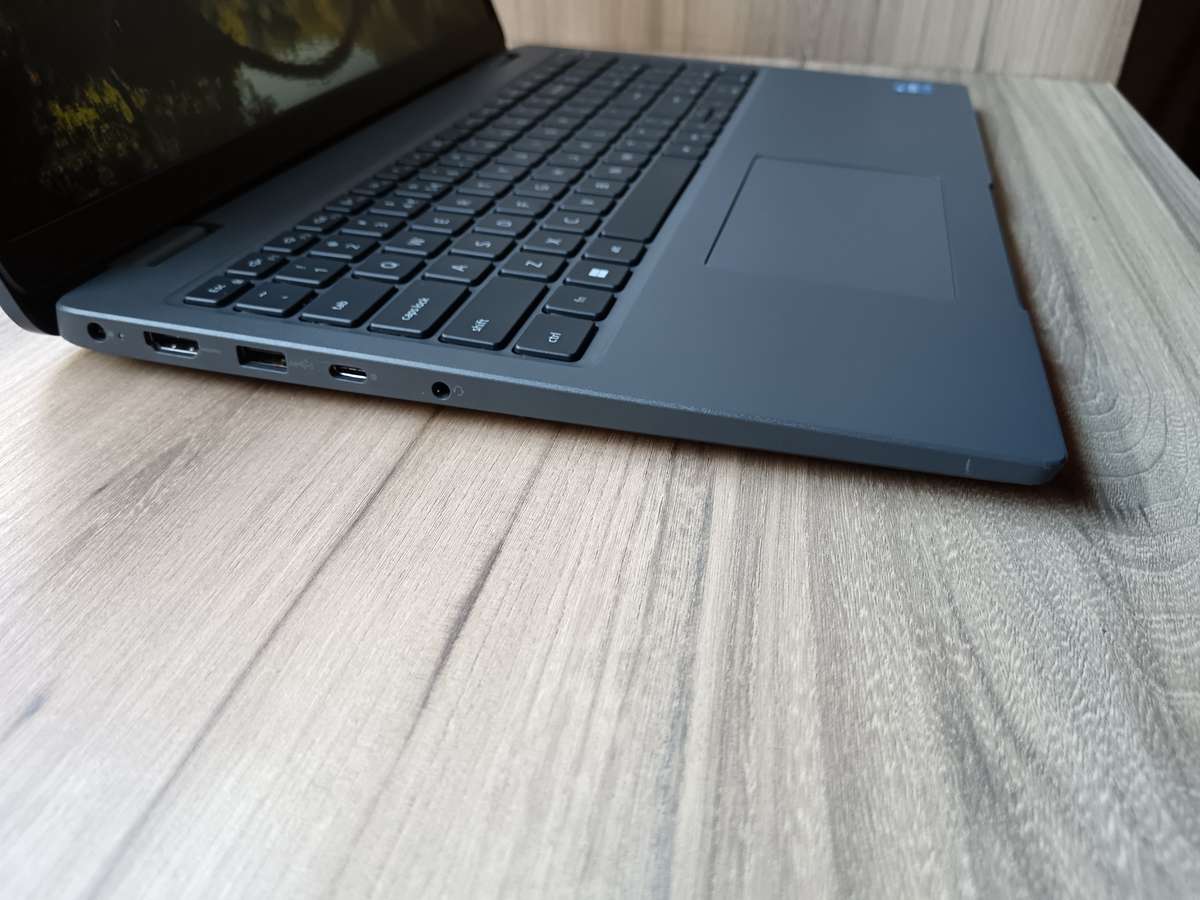 Dell Latitude 3540 Intel Core I5 13th Gen + Free Laptop Bag