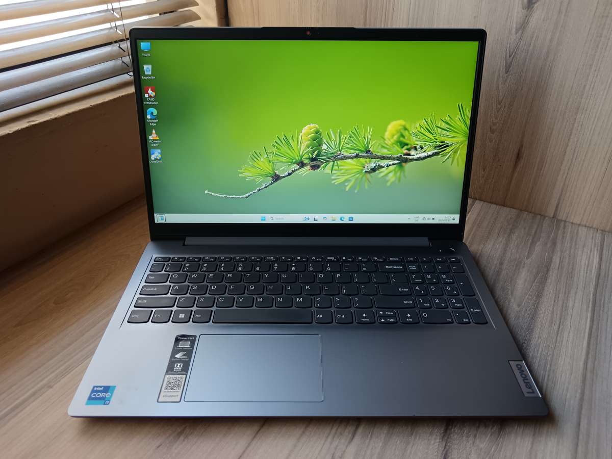 Lenovo IdeaPad 3 Intel Core i7 12th Gen + Free Laptop Bag