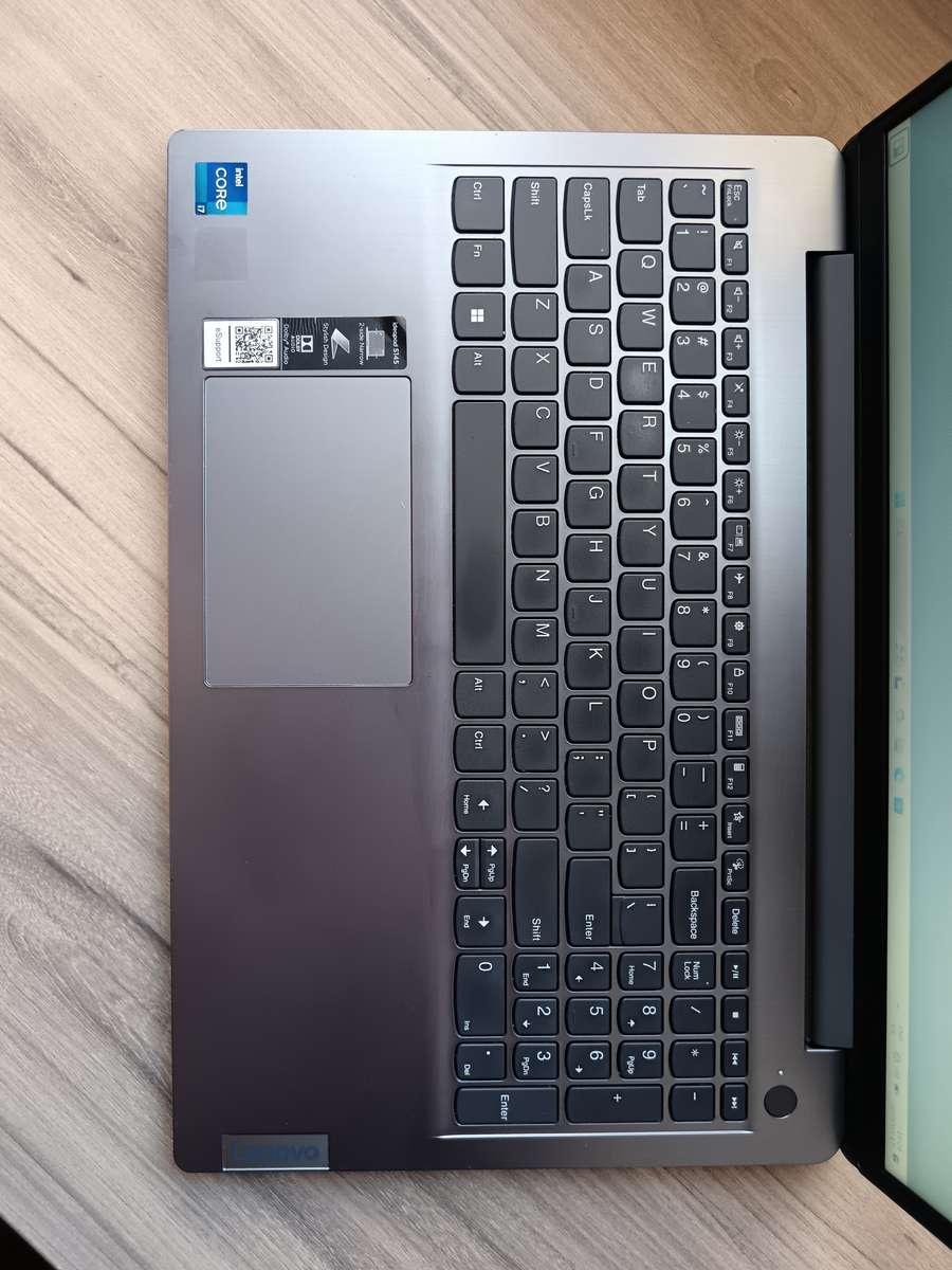 Lenovo IdeaPad 3 Intel Core i7 12th Gen + Free Laptop Bag