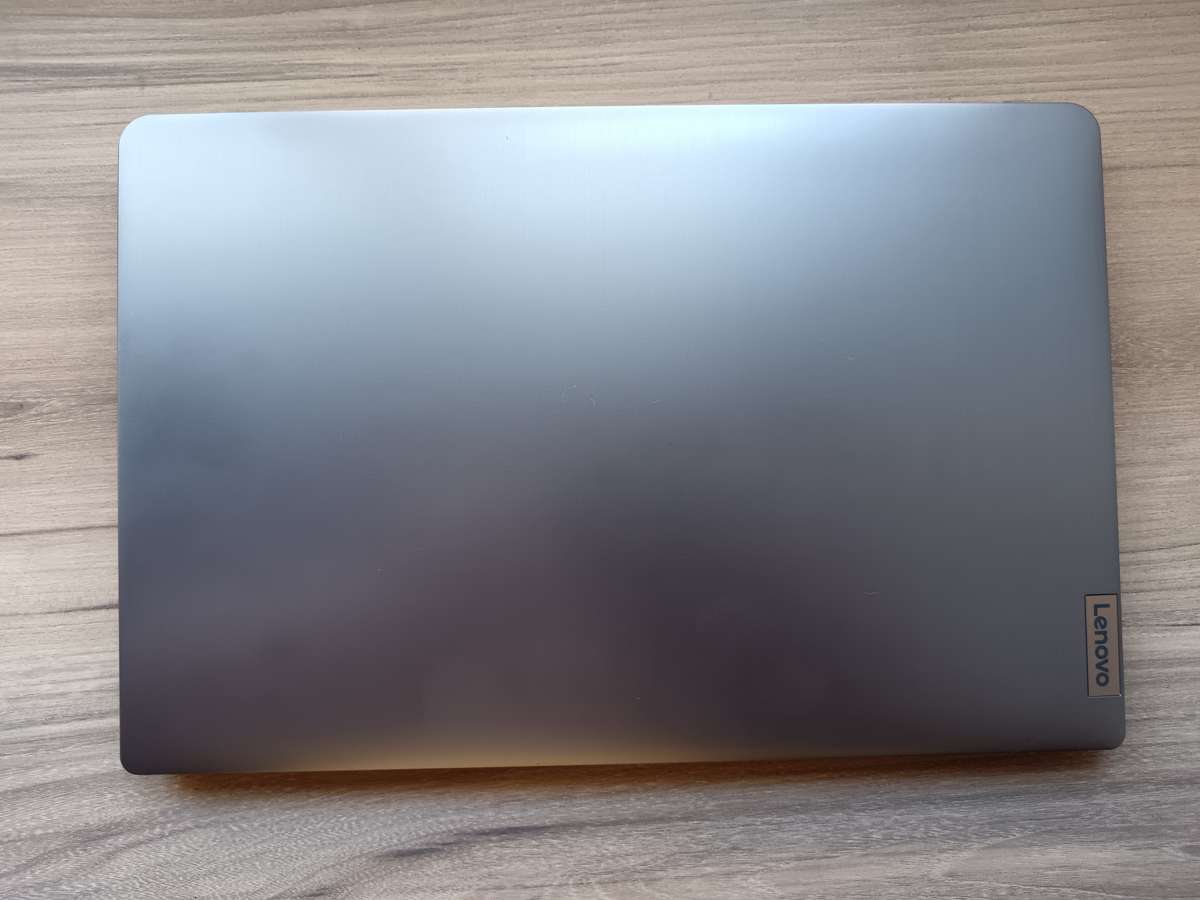 Lenovo IdeaPad 3 Intel Core i7 12th Gen + Free Laptop Bag