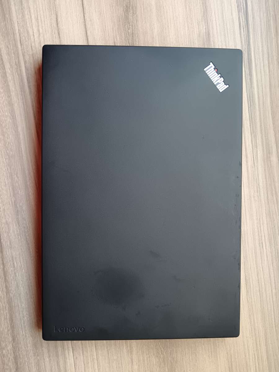 Lenovo ThinkPad X260 Intel Core I5 + Free Laptop Bag