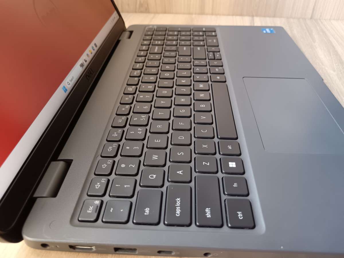 Dell Latitude 3540 Intel Core I5 13th Gen + Free Laptop Bag