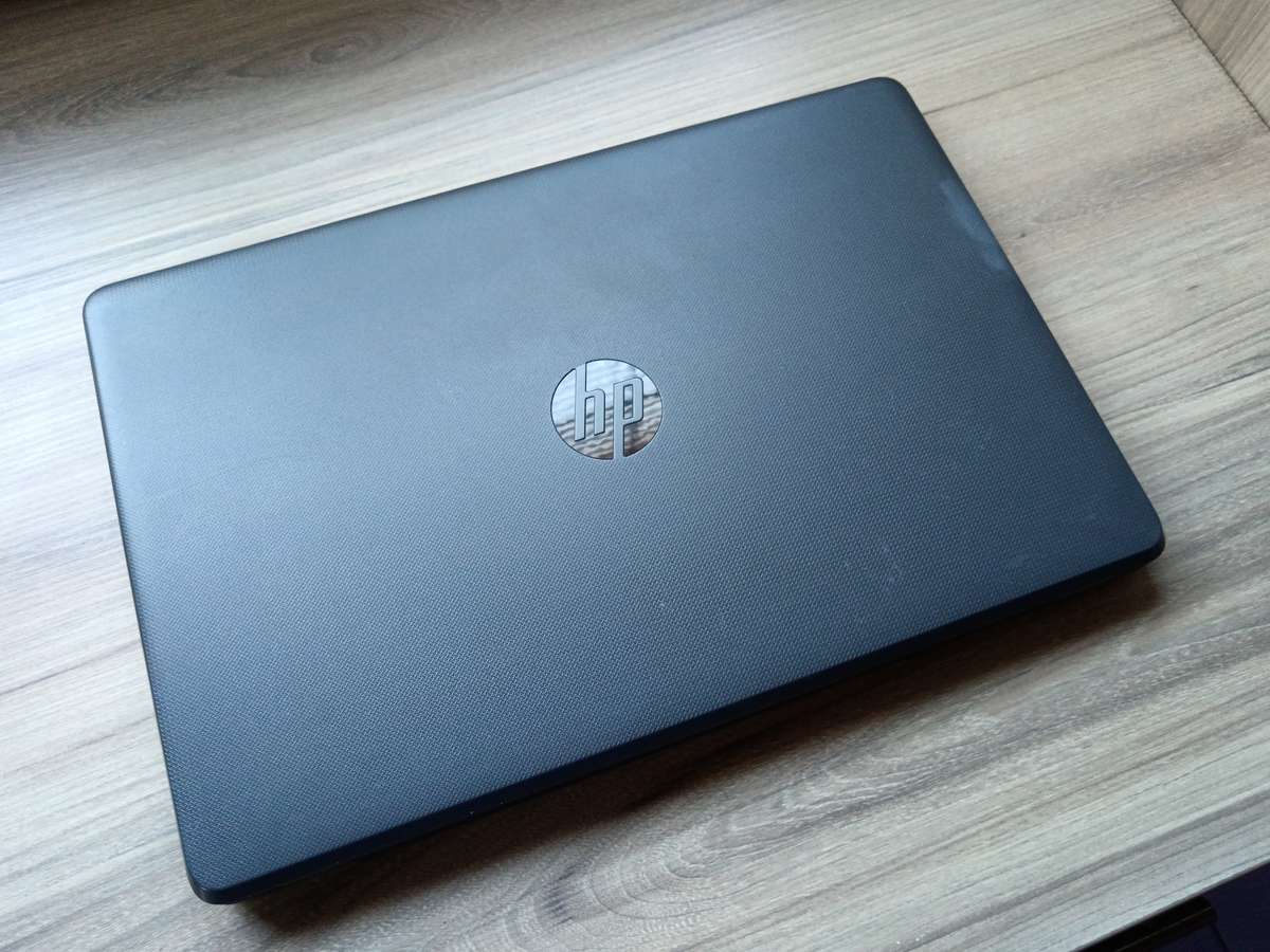 HP 250 G6 Intel Core i3 + Free Laptop Bag
