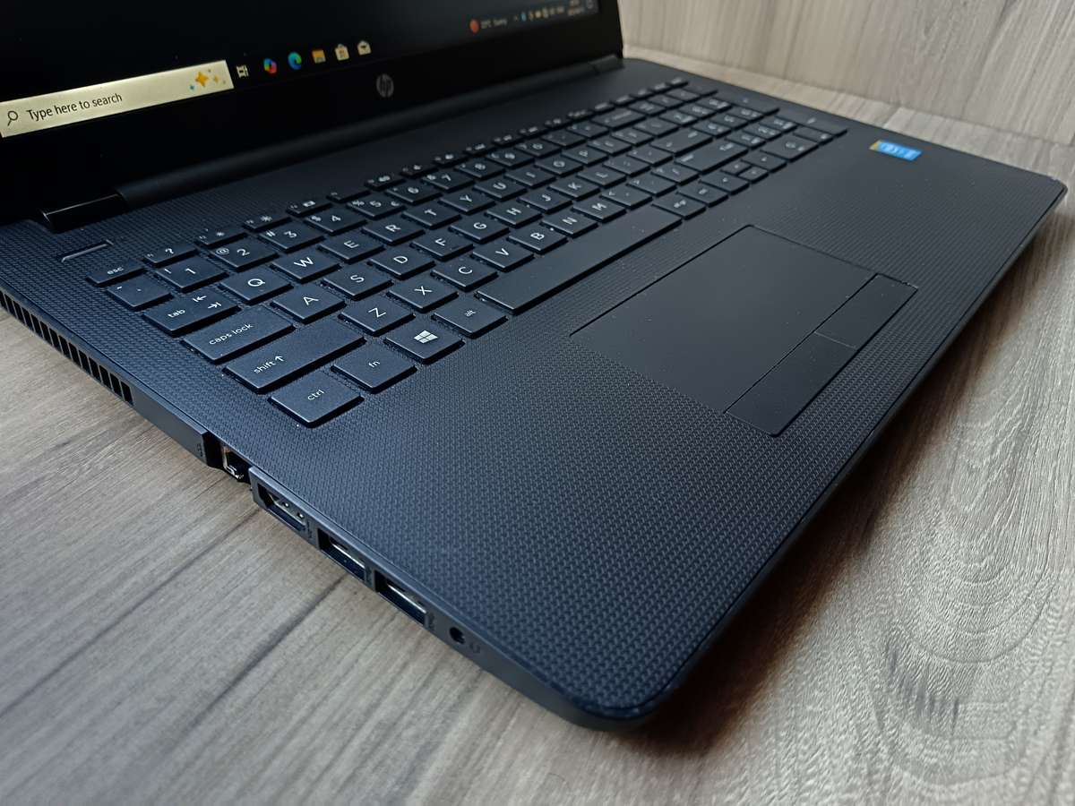 HP Laptop 15-bs1xx Intel Core I3 + Free Laptop Bag