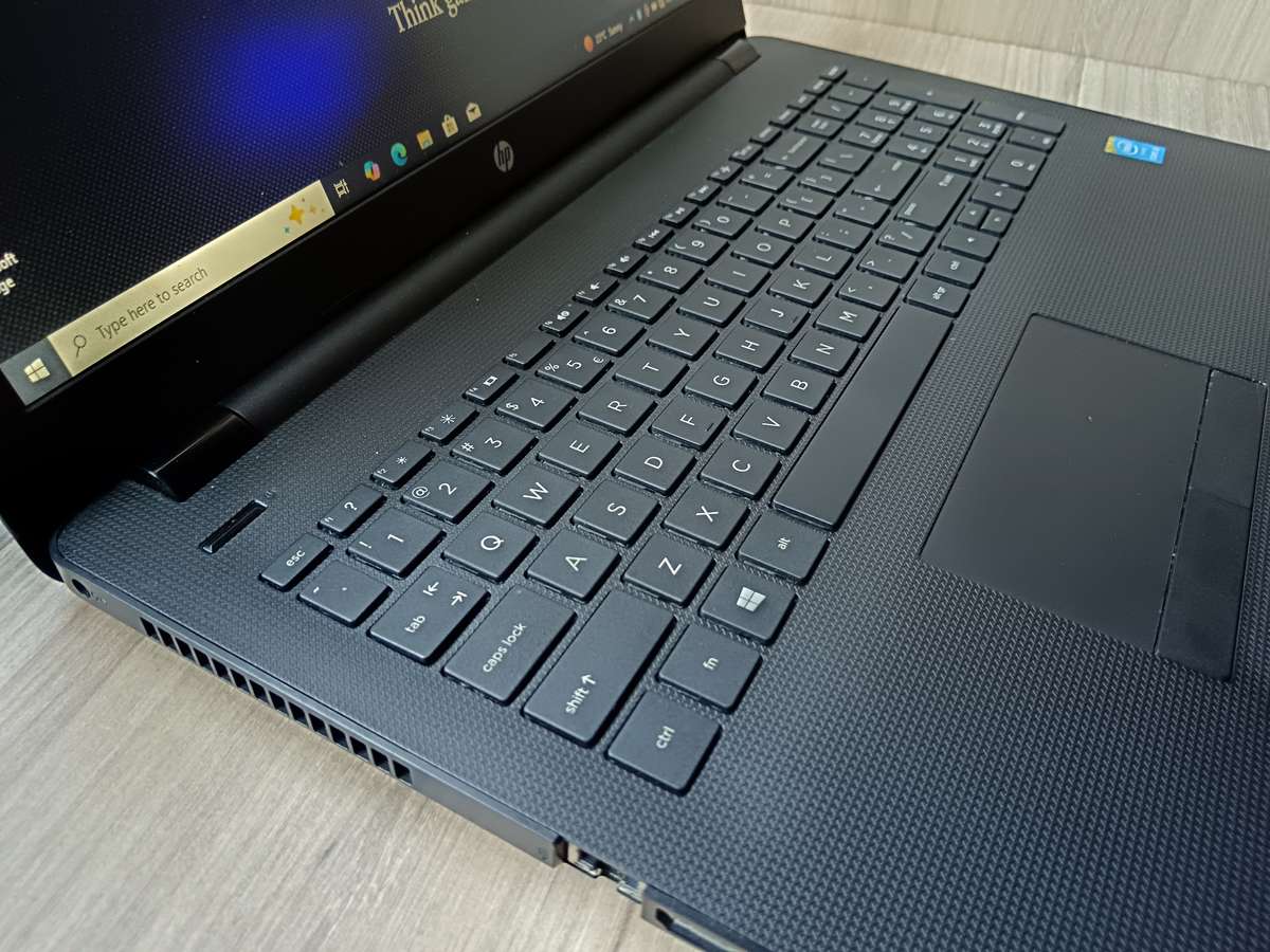 HP Laptop 15-bs1xx Intel Core I3 + Free Laptop Bag