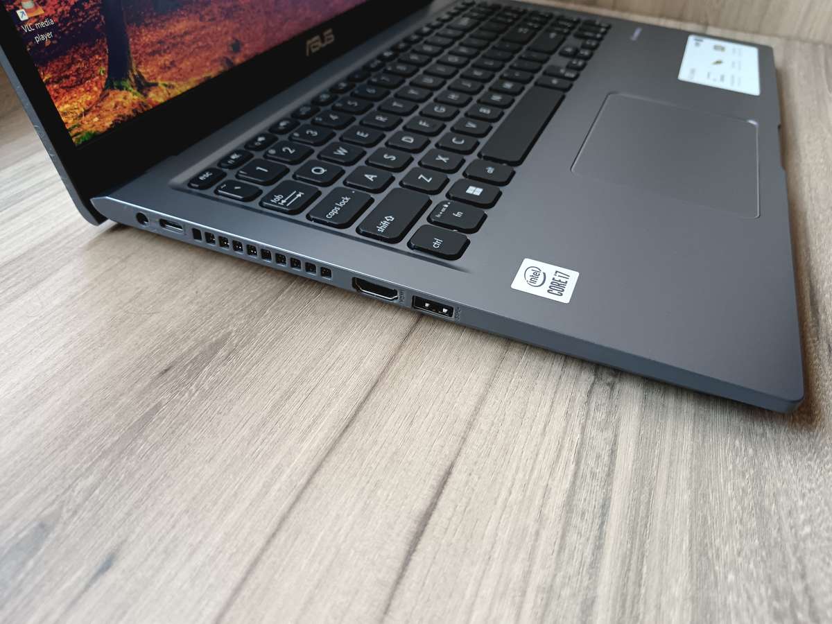 Asus Vivobook Intel Core I7 10th Gen + Free Laptop Bag