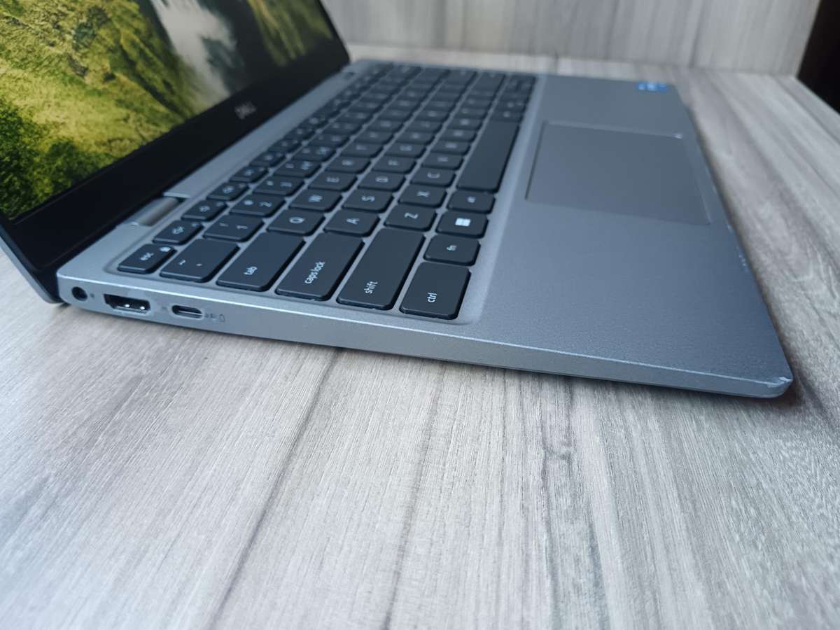 Dell Latitude 3320 Intel Core I5 11th Gen + Free Laptop Bag