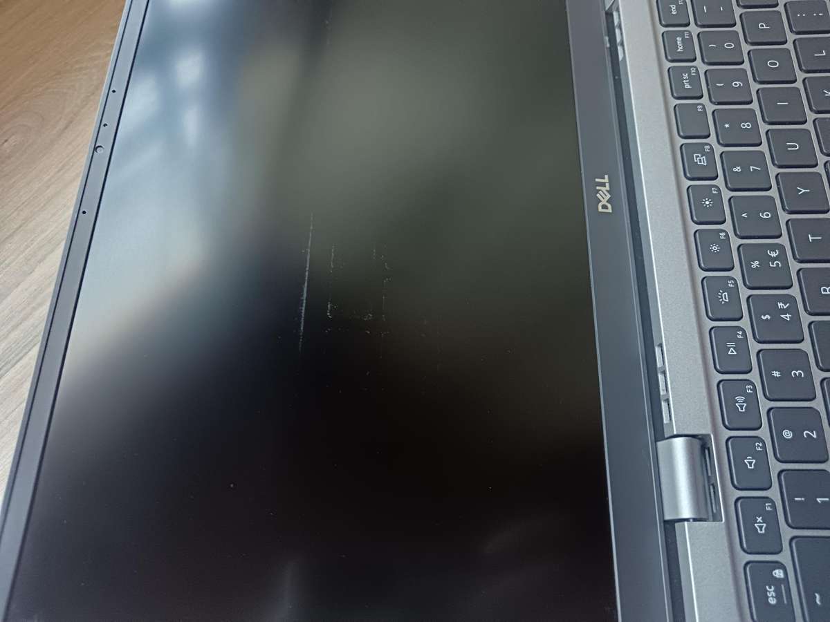 Dell Latitude 3320 Intel Core I5 11th Gen + Free Laptop Bag
