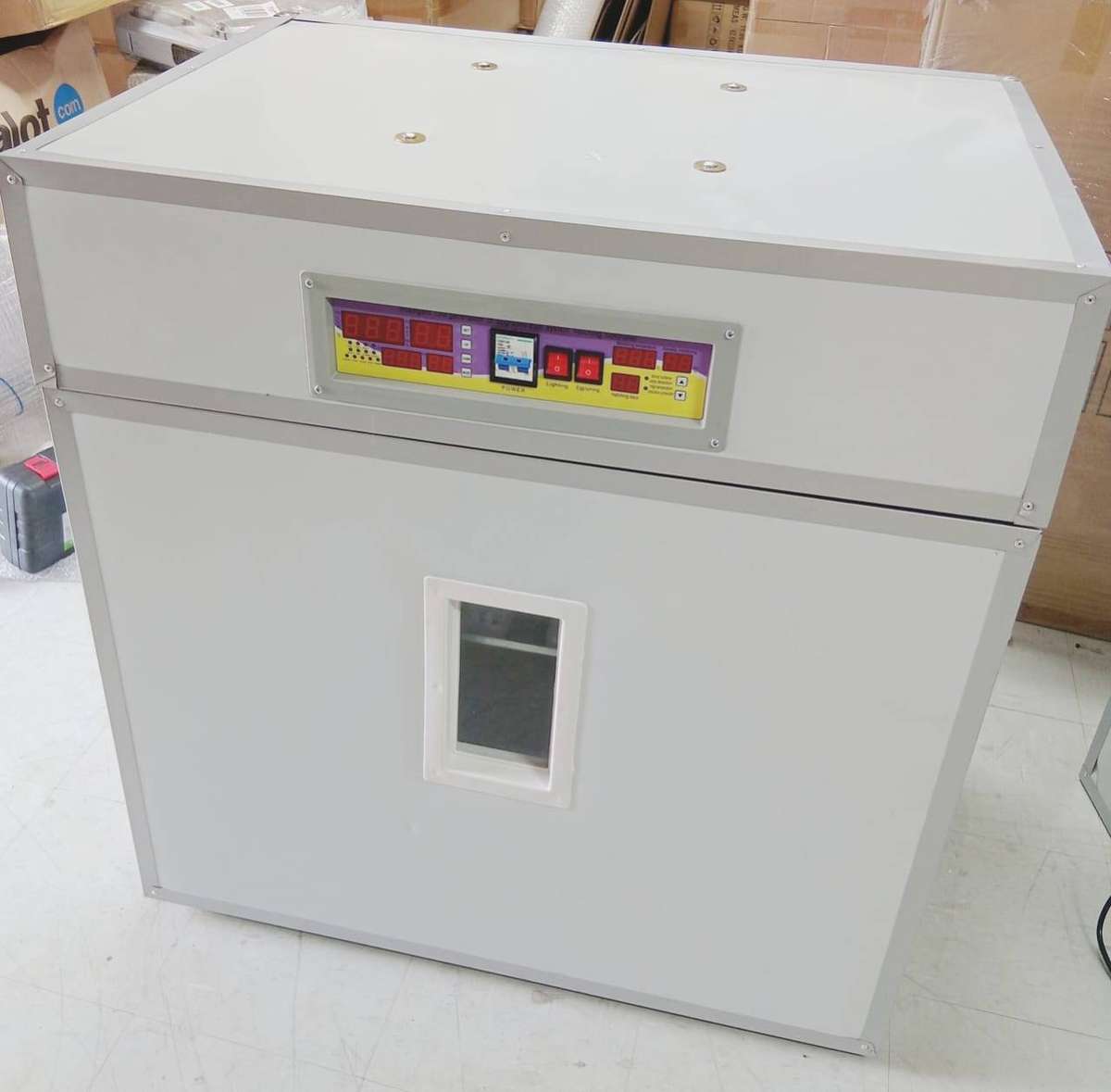 Automatic 528 Egg Incubator White Series