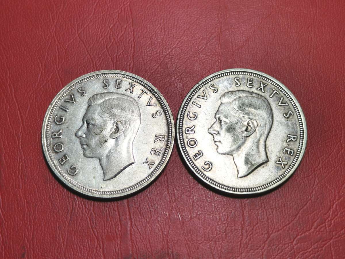 2 X SA UNION 80% SILVER CROWNS / 5 SHILLINGS. BID PER CROWN TO TAKE BOTH.