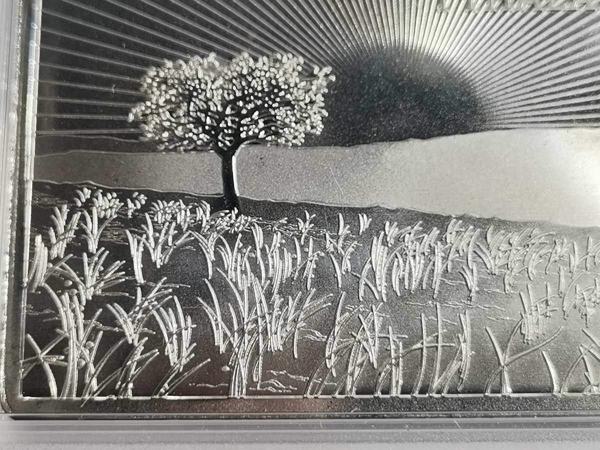 BEAUTIFUL NELSON MANDELA 1OZ PROOF SILVER BAR. "TYHALARHA".