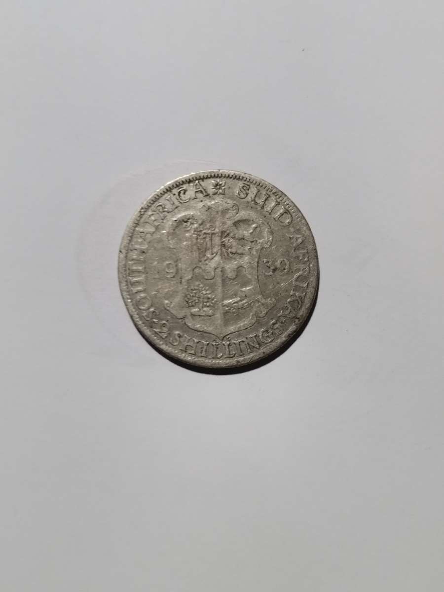 1939 SA SILVER 2 SHILLING. SCARCER COIN.