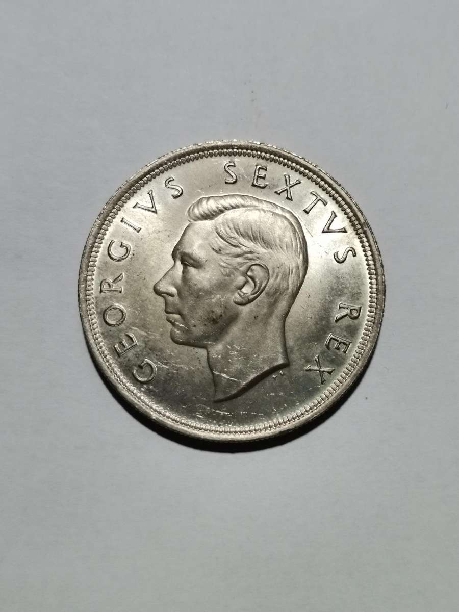 SA UNION SILVER 1952 5 SHILLING. UNC.
