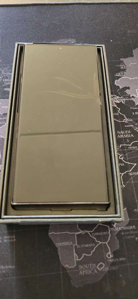 PLEASE READ | Samsung Galaxy S23 Ultra 256GB 12GB RAM Phantom Black | +2 Free Cases