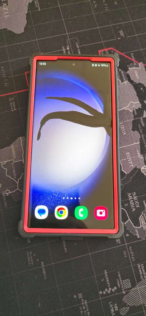 PLEASE READ | Samsung Galaxy S23 Ultra 256GB 12GB RAM Phantom Black | +2 Free Cases