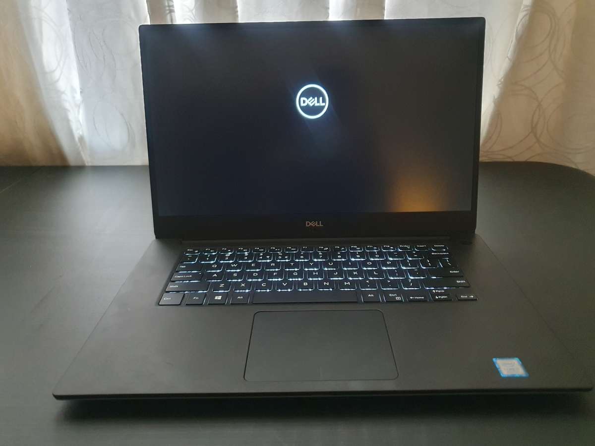 Dell Precision 5530 - 32GB RAM - 512GB NVME SSD - NVIDIA P2000 GPU -i 7 8850H CPU