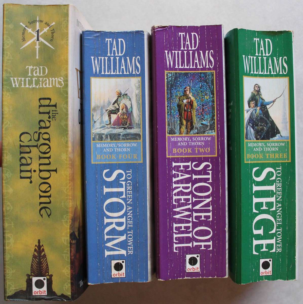 Memory, sorrow and thorns series volume 1, 2, 3 & 4 / Tad Williams