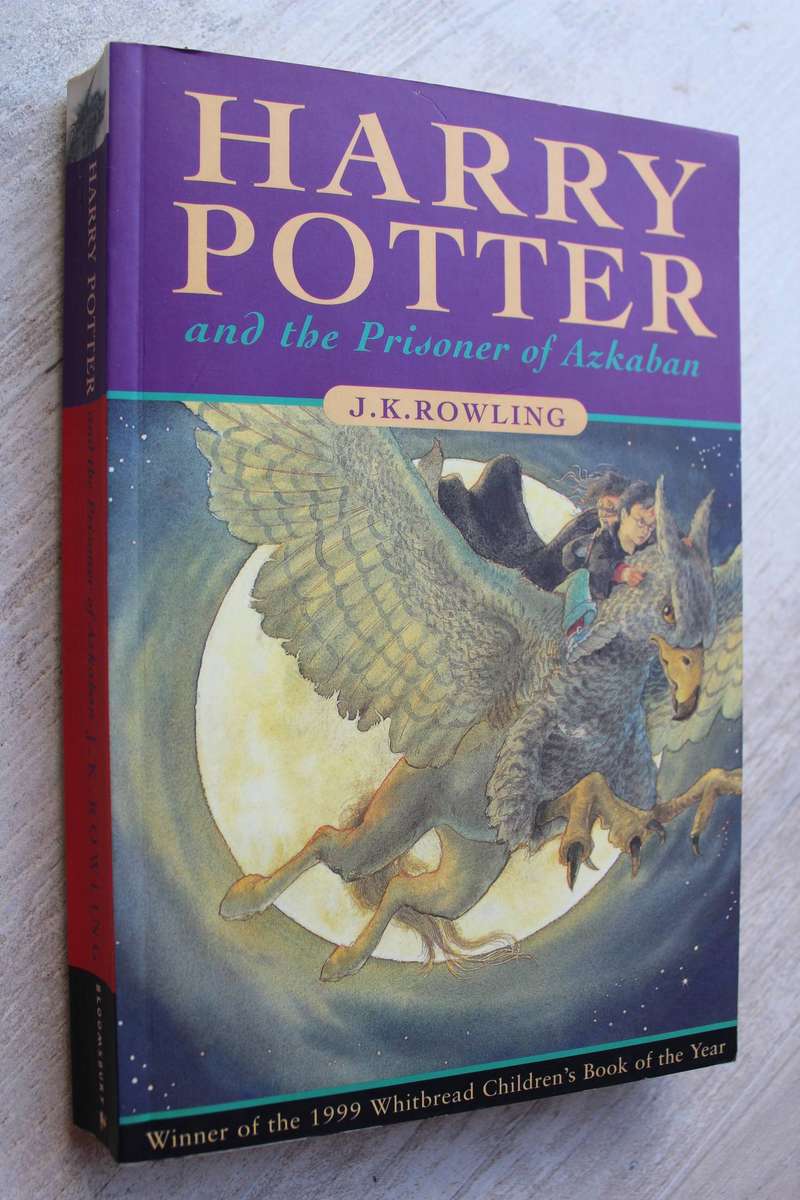 Harry Potter & the prisoner of Azkaban - J.K Rowling