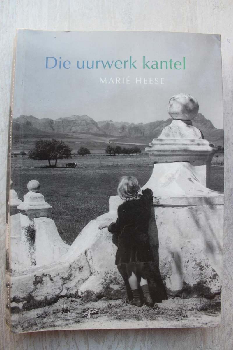 Die Uurwerk Kantel - Marie Heese