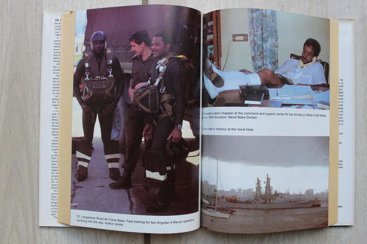 On South Africa`s Secret Service An Undercover Agent's Story - Riaan Labuschagne