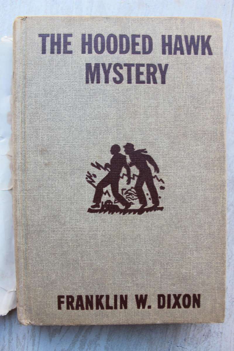 The Hooded Hawk Mystery - Hardy Boys / Dixon