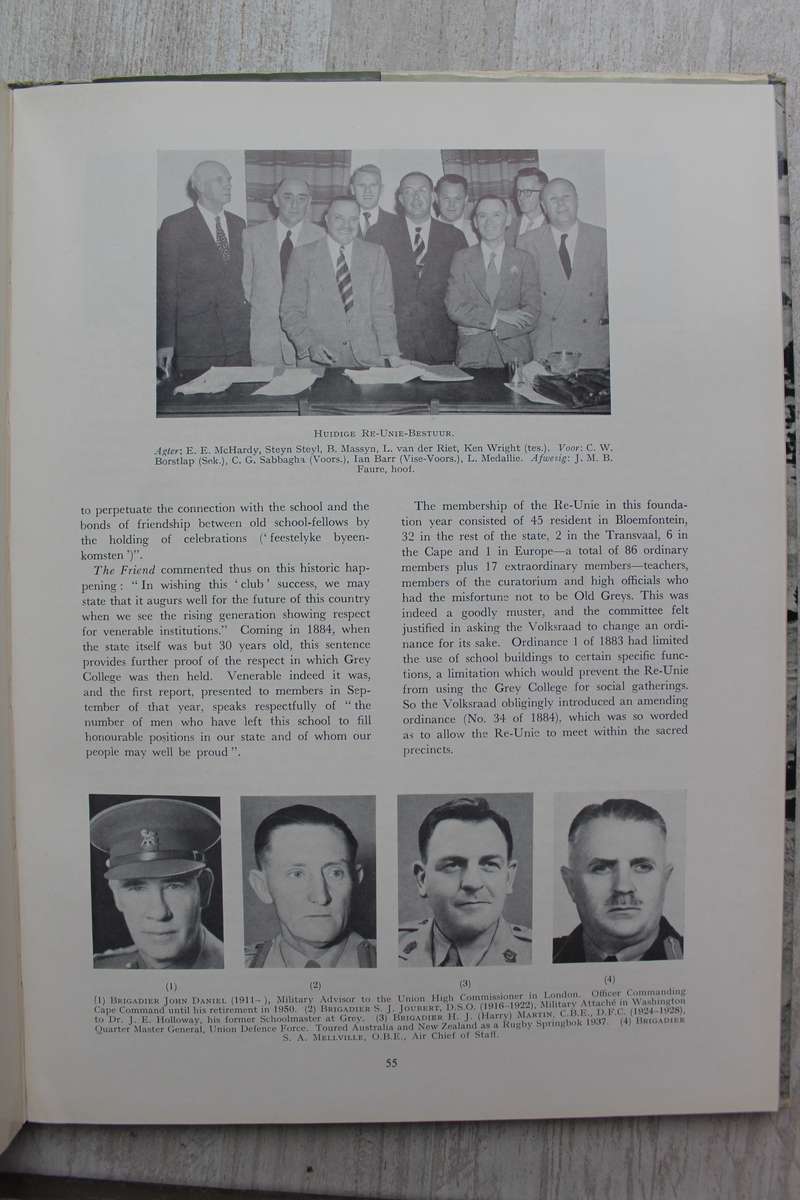 GREY COLLEGE - BLOEMFONTEIN A SOUTH AFRICAN SCHOOL - `N SUID-AFRKAANSE SKOOL/ CENTENARY PUBLICATION