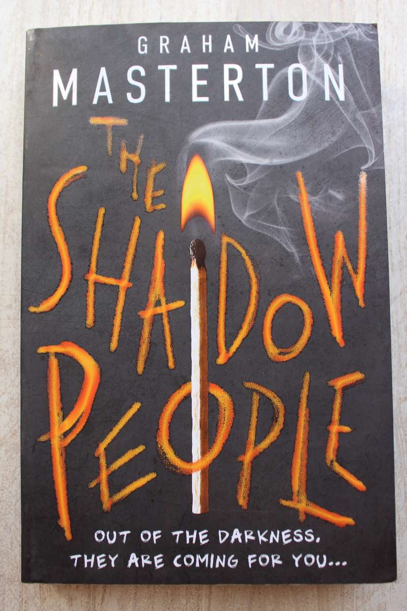 The Shadow People - Graham Masterton