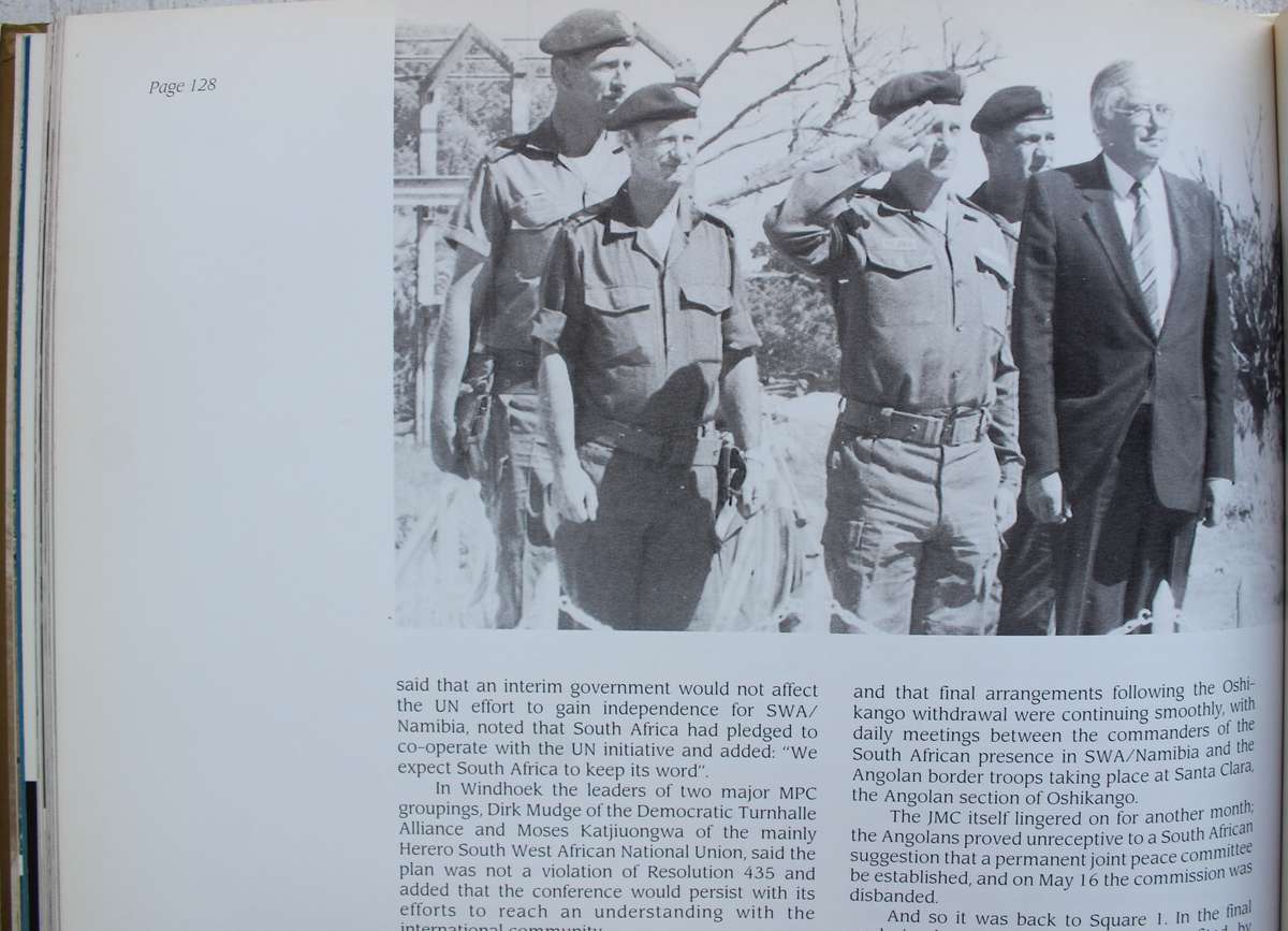 SOUTH AFRICA`S BORDER WAR 1966-1989--WILLEM STEENKAMP