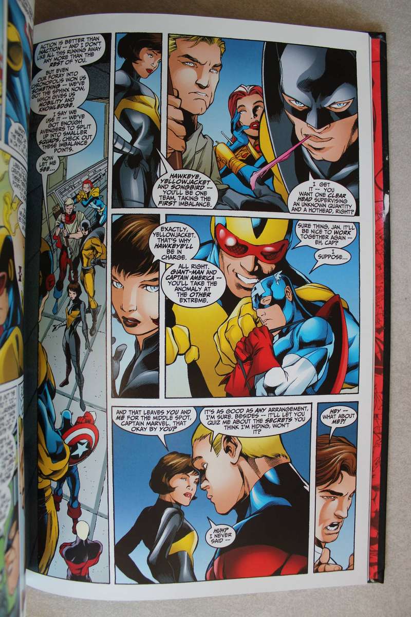 Avengers Forever part 1  (Marvel Ultimate Graphic Novel Collection #14)