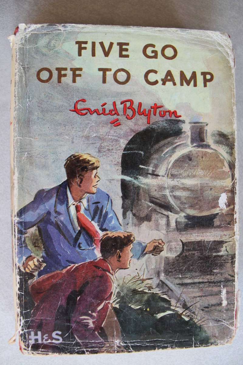 Five go off to camp - Enid Blyton