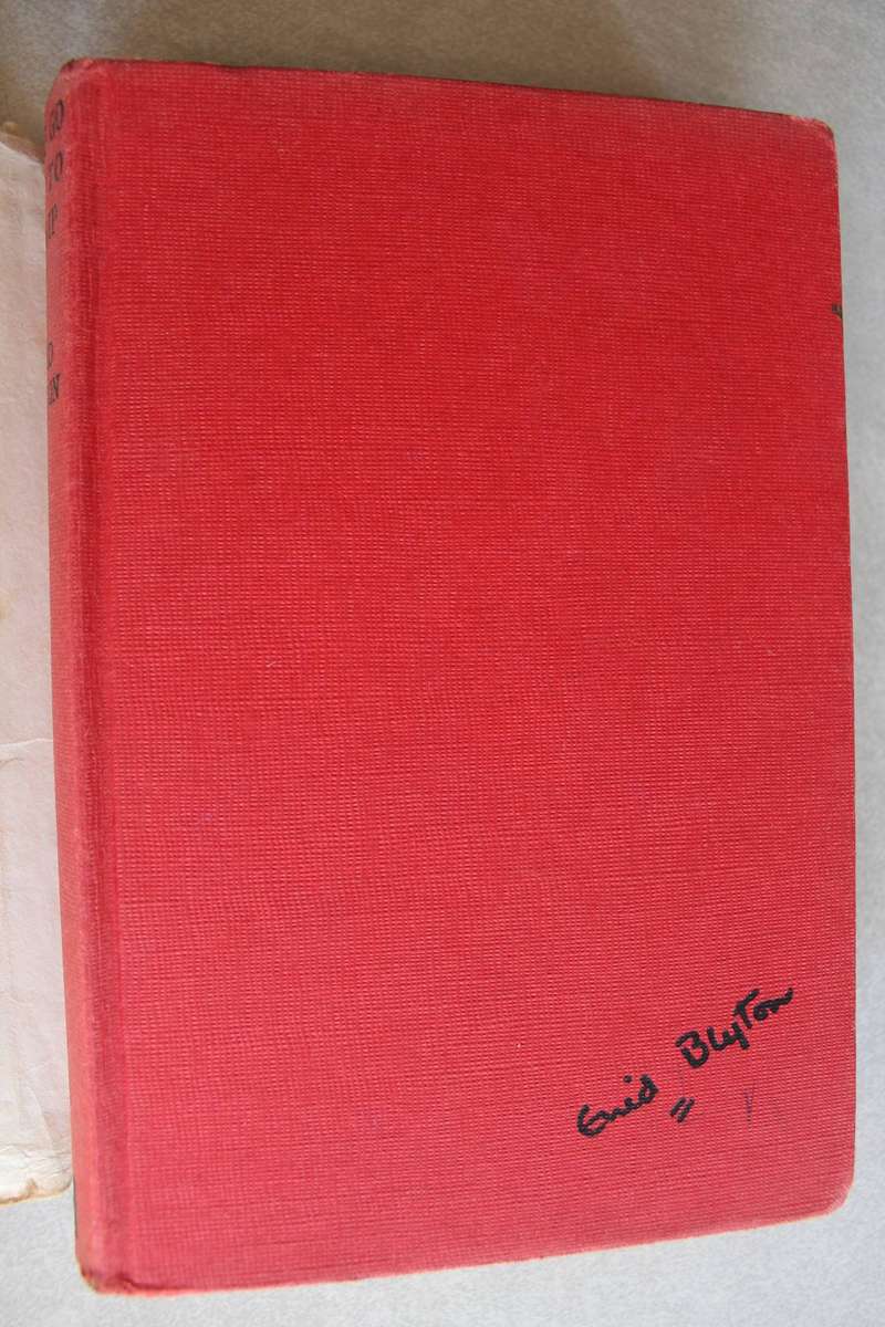 Five go off to camp - Enid Blyton