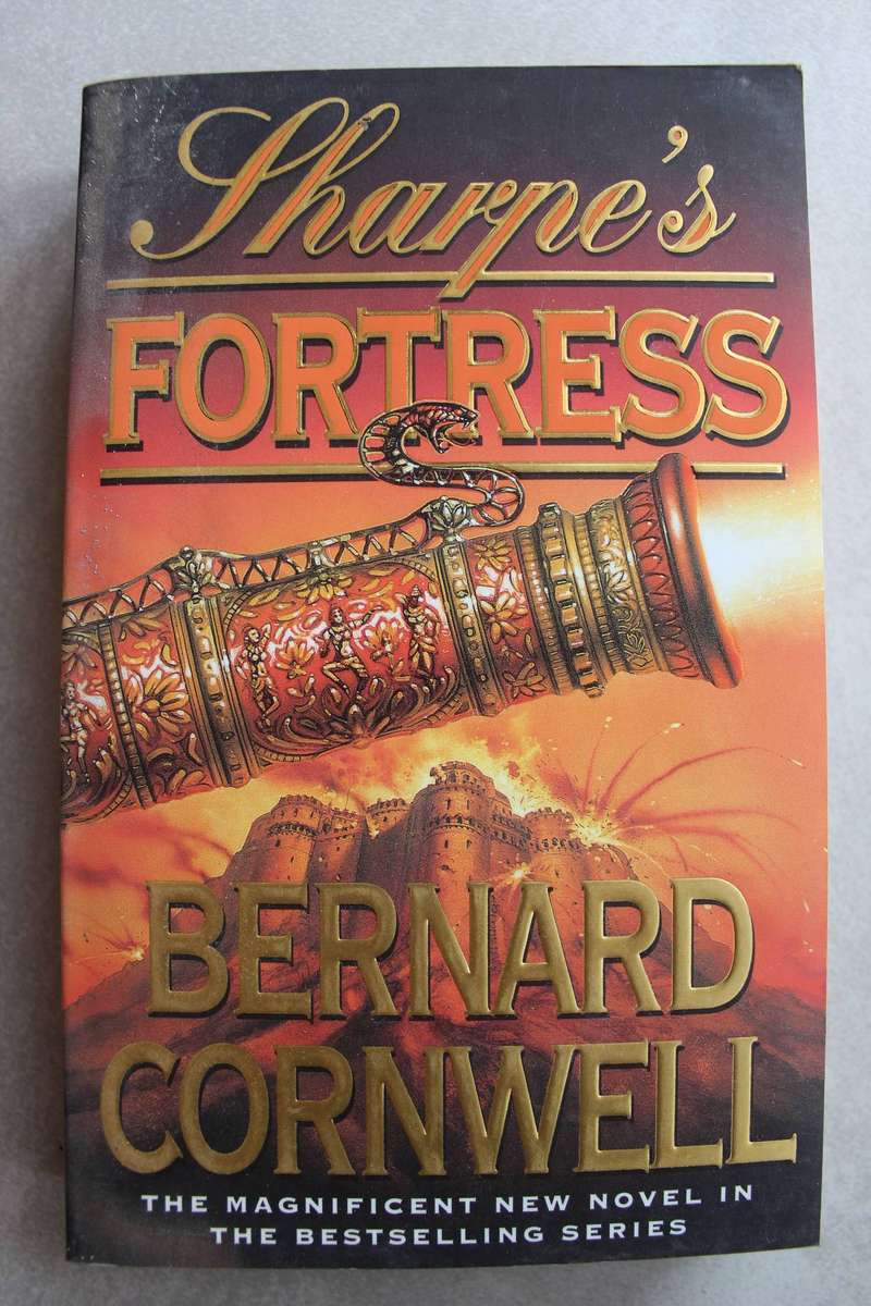 Sharpe's Fortress - Bernard Cornwell