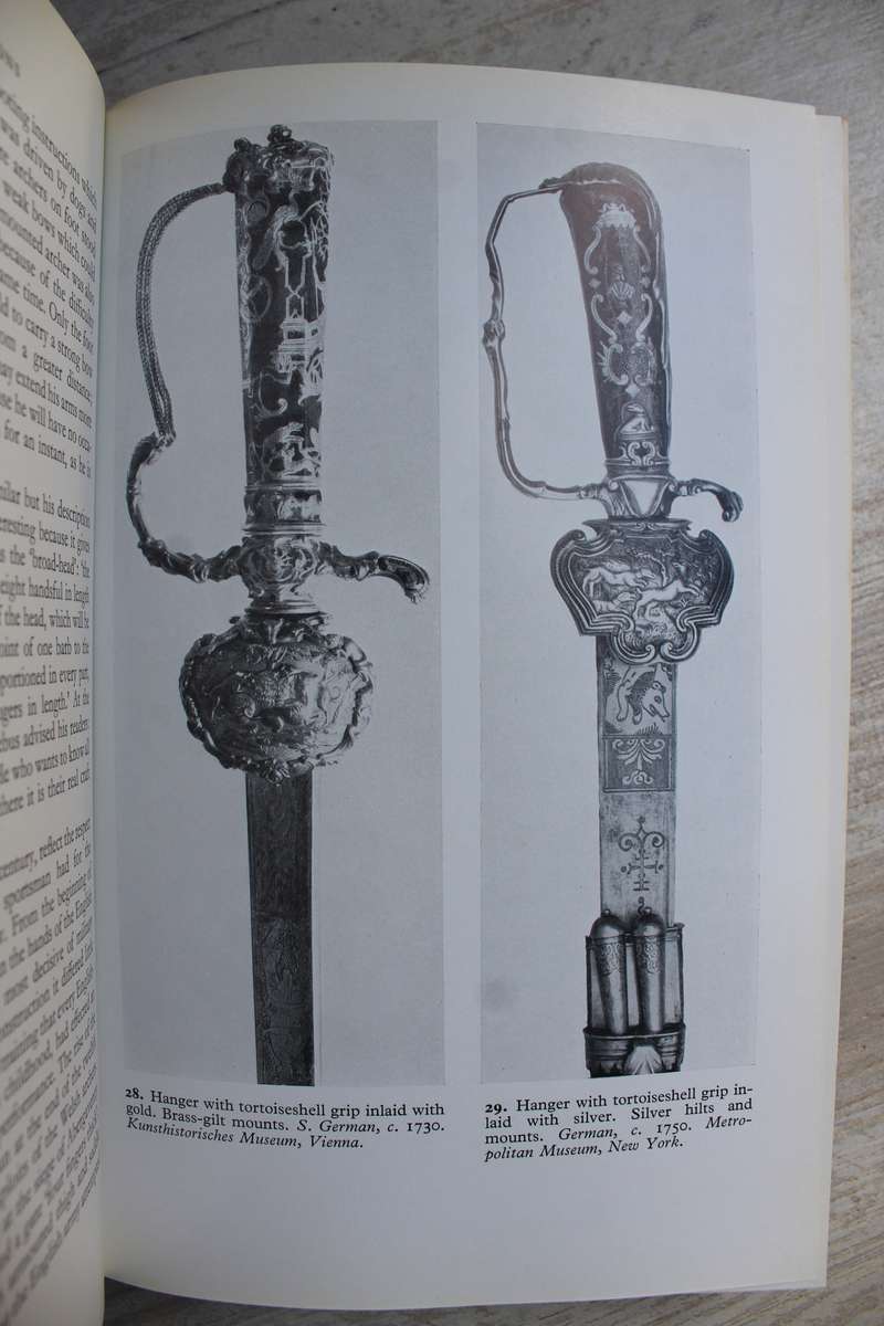 Hunting Weapons - Blackmore