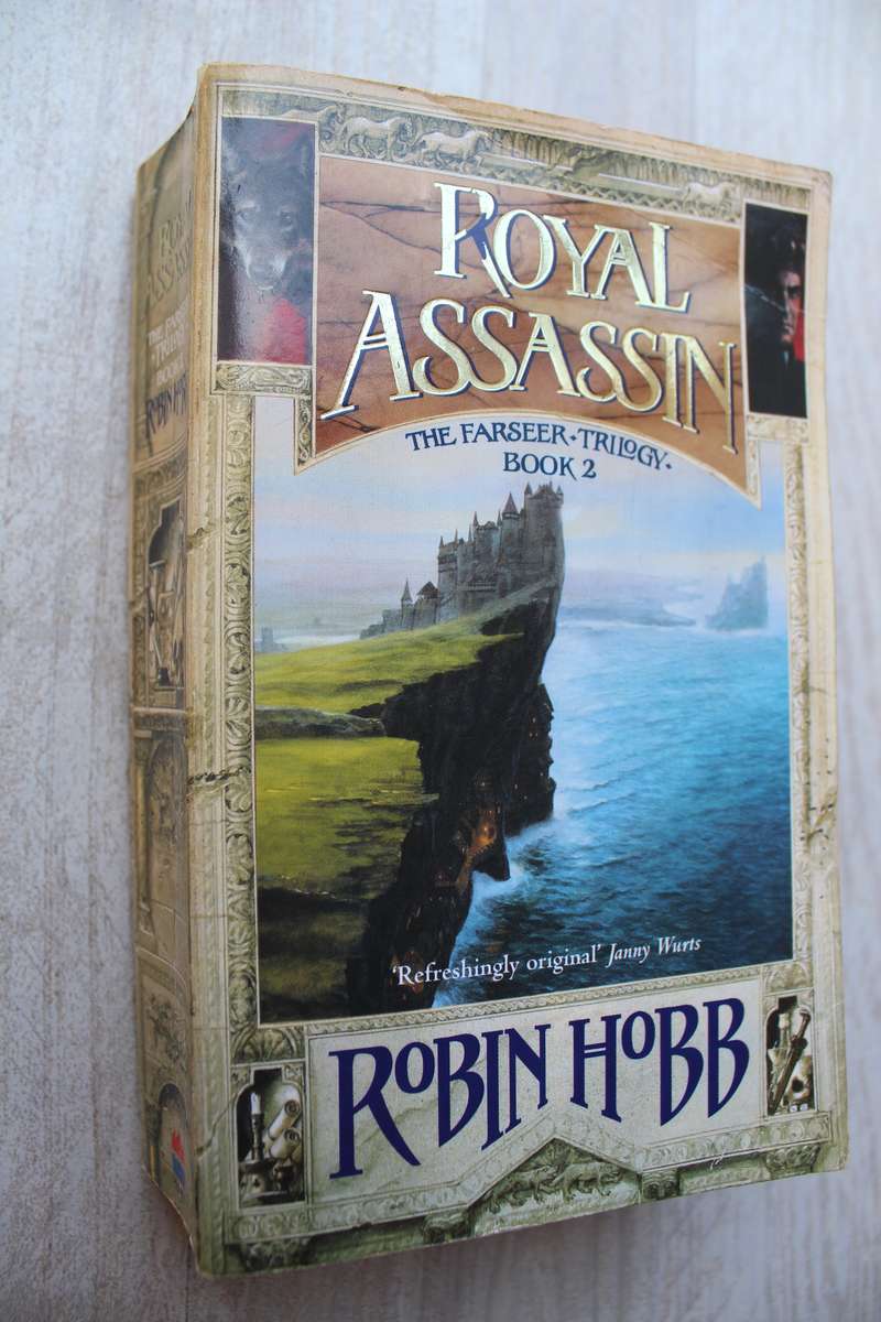Robin Hobb - Royal Assassin / Book 2 Farseer Trilogy