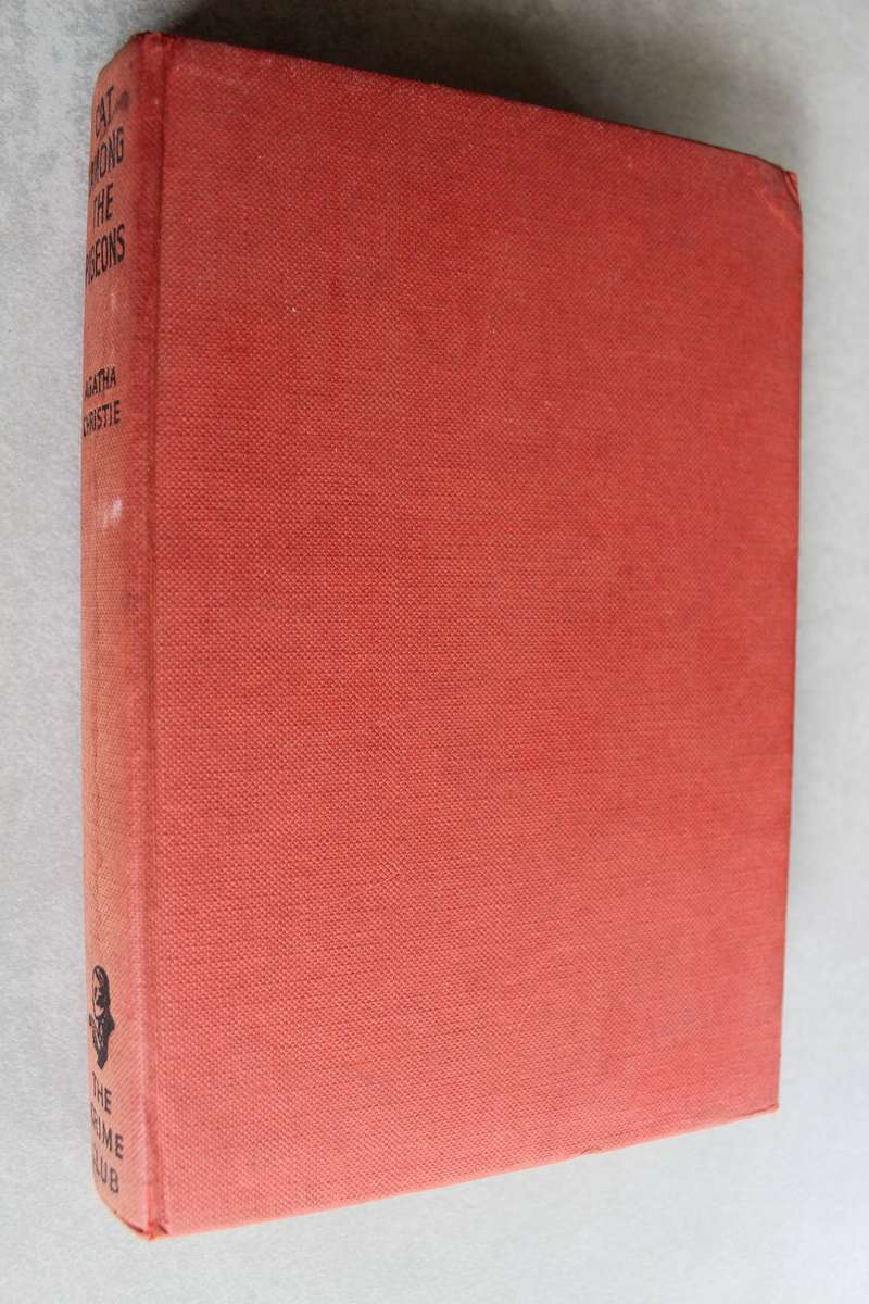 Cat among the pigeons - Agatha Christie