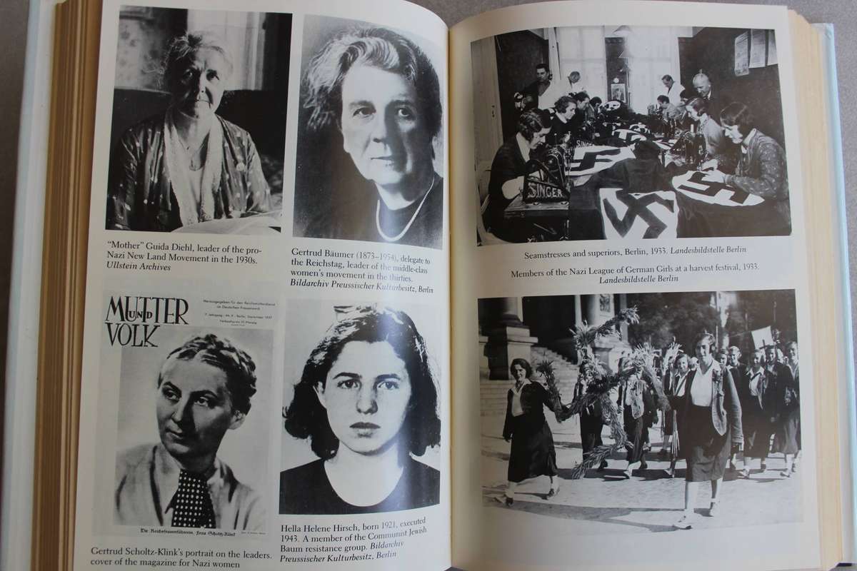 Mothers in the Fatherland / Koonz