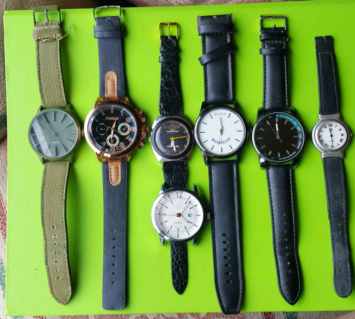 LOT OF 13 WATCHES.
