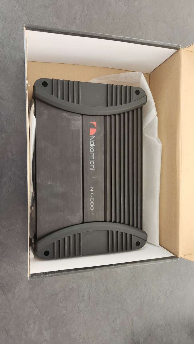 CAR AUDIO AND ACCESORIES