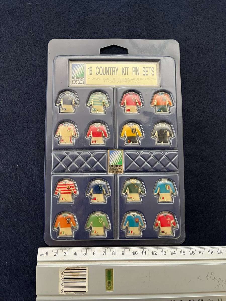 Rare 1995 Rugby World Cup 16 Country Pin Set