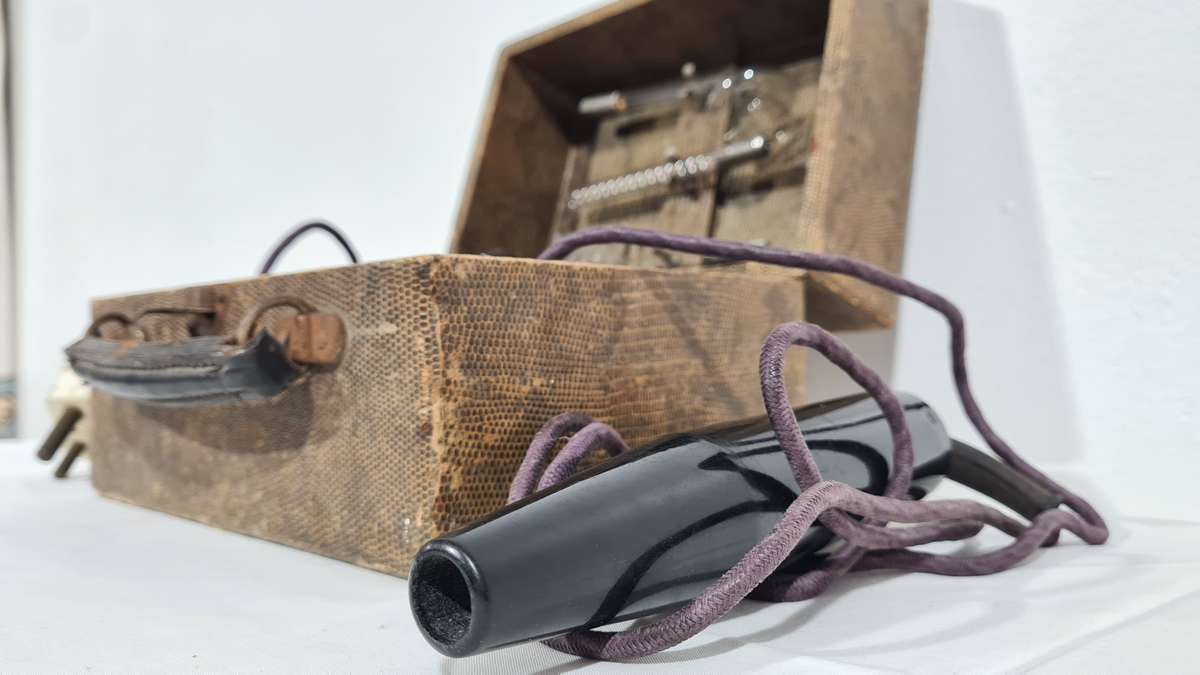Vintage Violet Ray Electrotherapy Devise