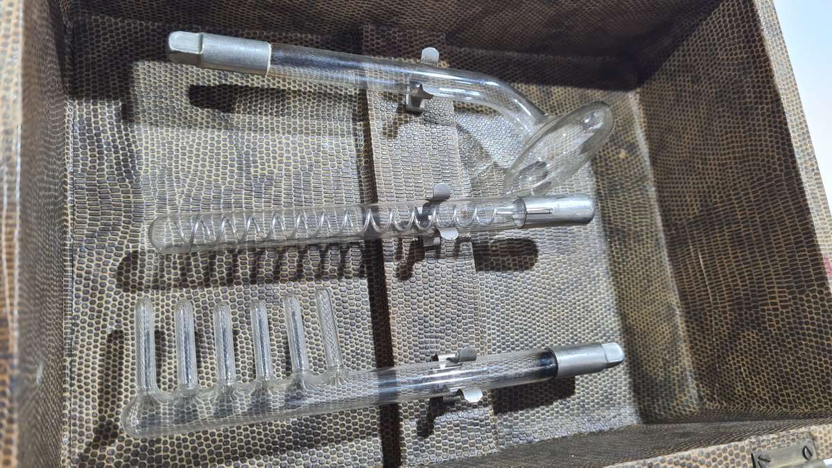 Vintage Violet Ray Electrotherapy Devise