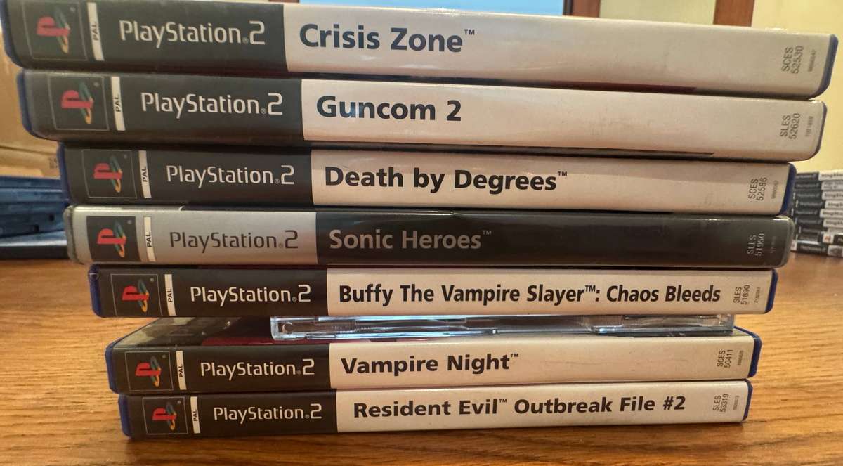 Playstation 2 game bundle of 8 games