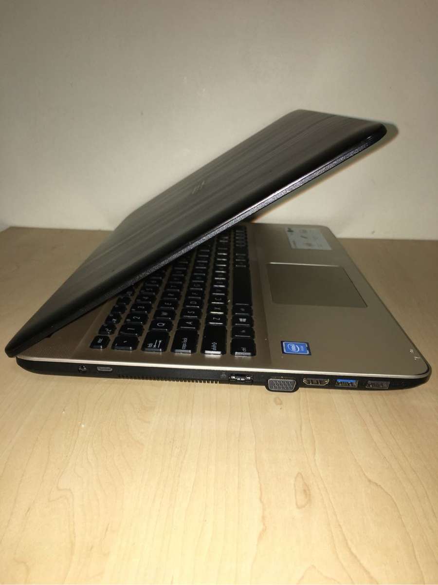 ASUS Laptop VivoBook Max