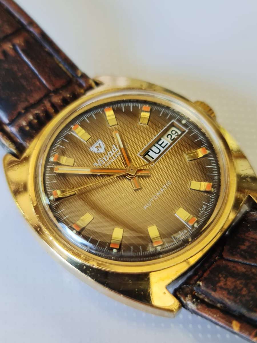 Vintage Nivada Compesamatic Automatic Swiss Watch
