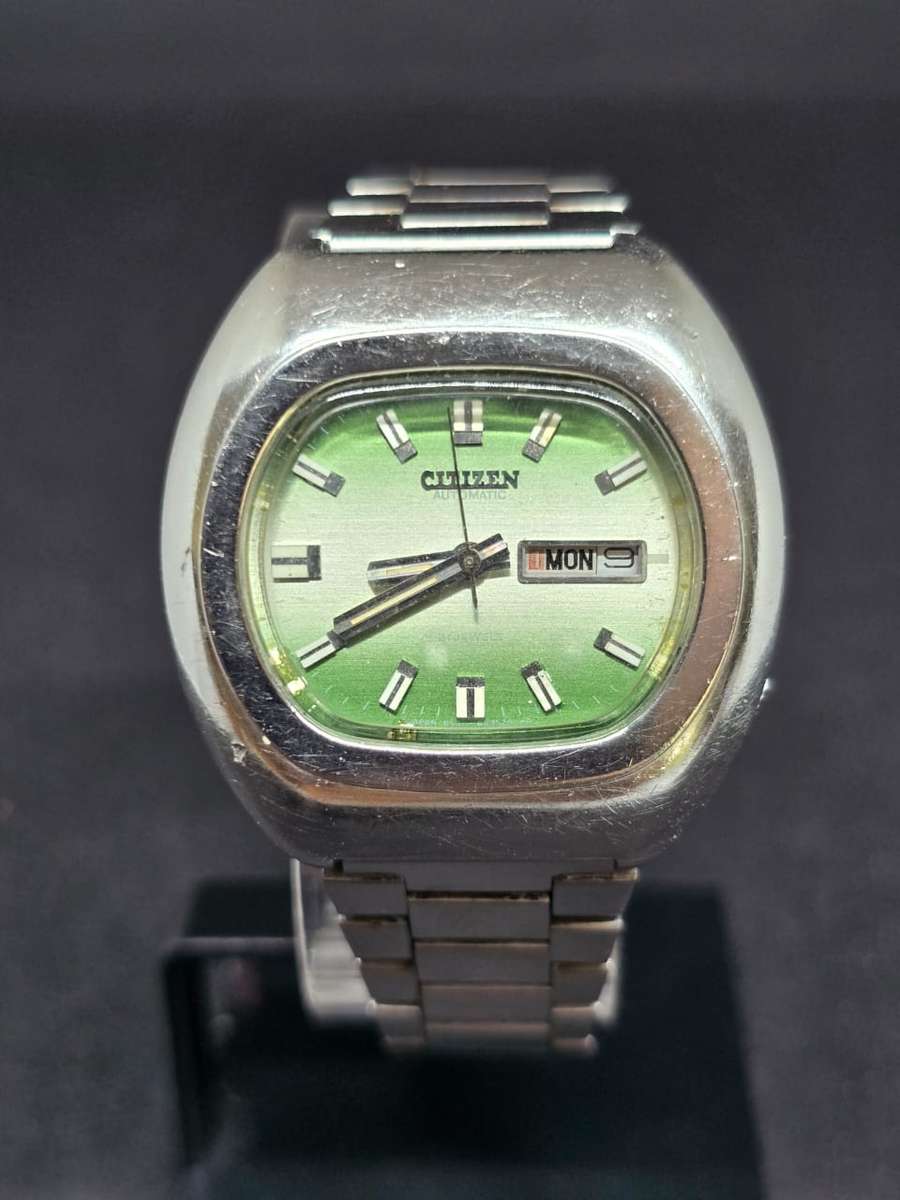 Vintage Citizen Green dial 61-6959