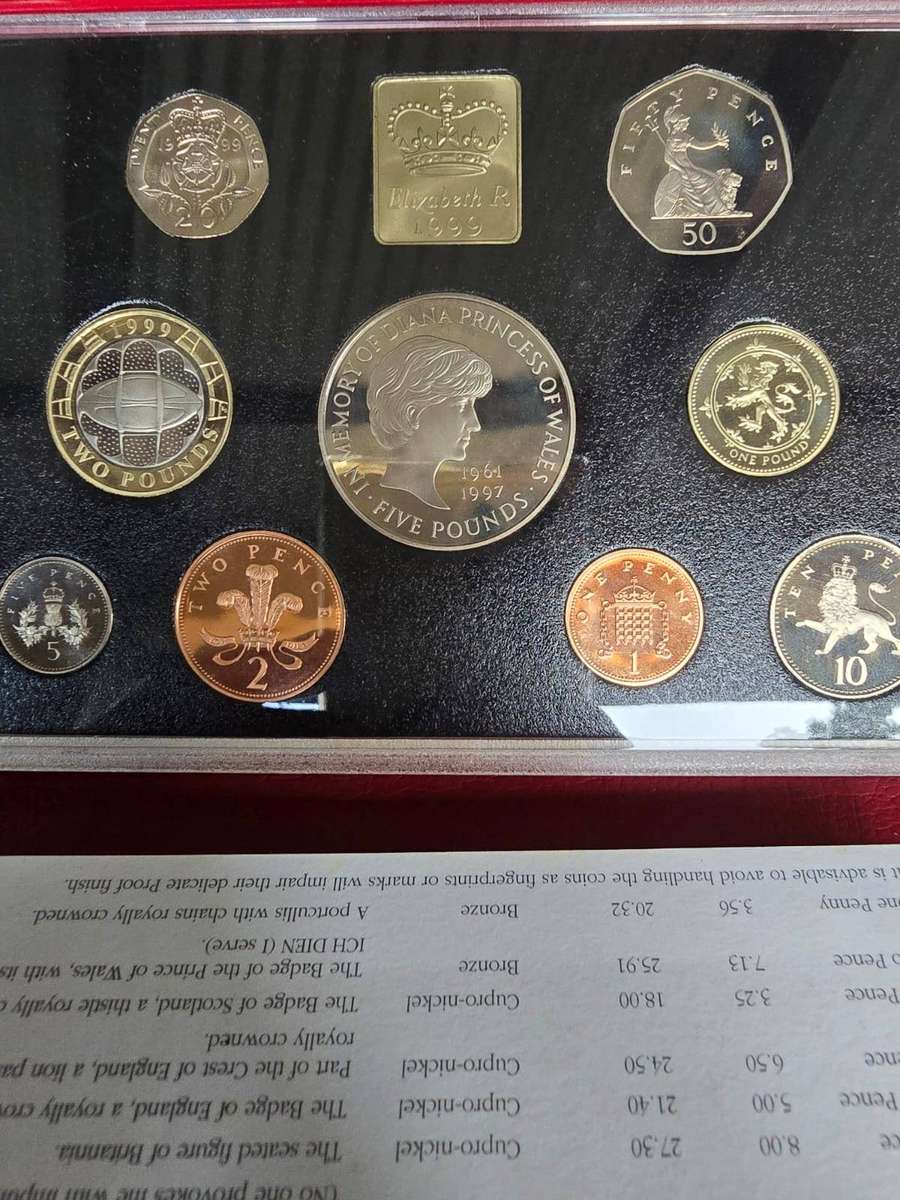 1999 Deluxe Proof Set (United Kingdom)