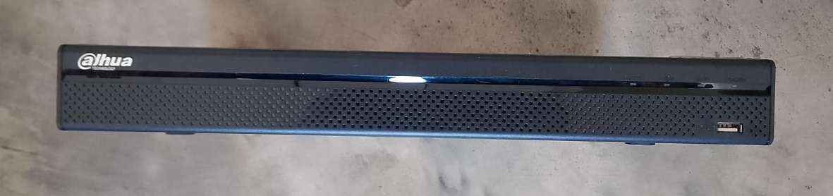 8CH Dahua NVR - DHI-NVR4208-8P-4KS2 - With 2TB HDD