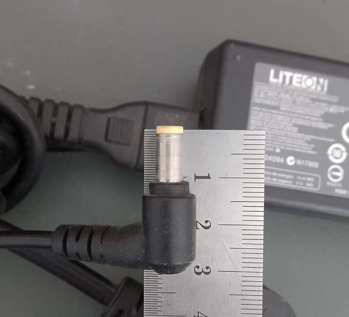 19VDC Laptop Charger